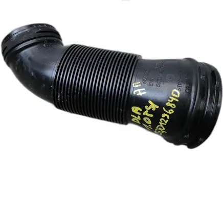 Volkswagen T-Roc Intercooler hose/pipe 5Q0129684D