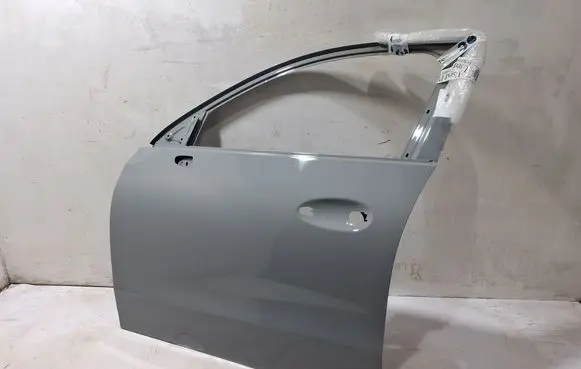 Mercedes-Benz GLC C254 Front door A2547204100