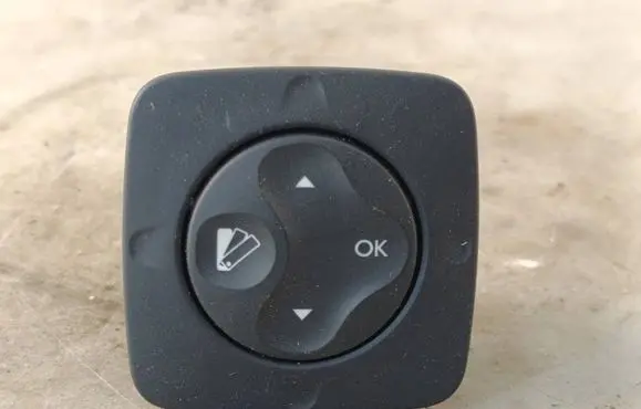 Renault Scenic III - Grand scenic III Wing mirror switch 283950001R 28188810 05810SN012