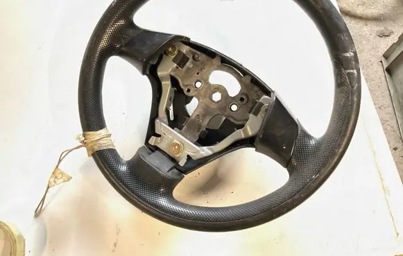 Mazda 3 I Steering wheel