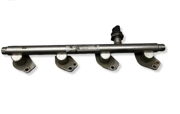 Mercedes-Benz CLA C117 X117 W117 Fuel main line pipe A2700780245
