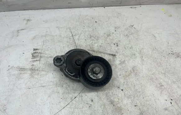 Volkswagen Golf Plus Alternator belt tensioner 