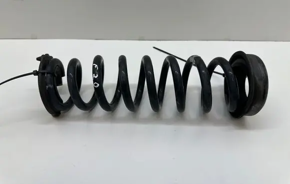 BMW 1 F20 F21 Rear coil spring 6764419