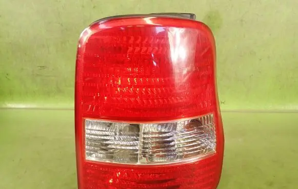 KIA Carnival Rear/tail lights 1K53A-51140R