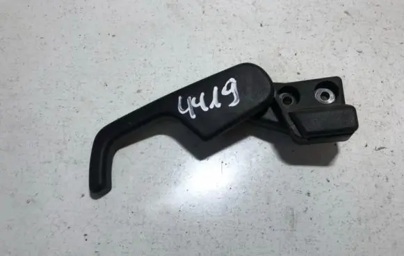 Volkswagen PASSAT B4 Engine bonnet (hood) release handle 3a1823533