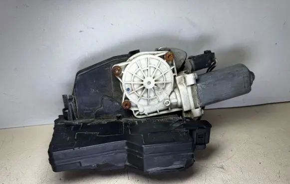 Front door lock