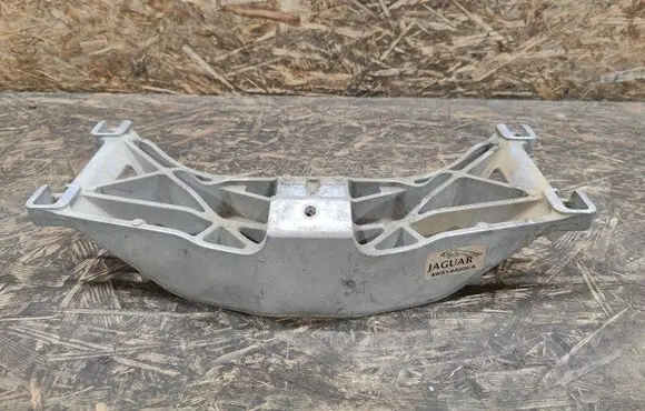 Jaguar XJ X351 Gearbox mounting bracket AW936A026A