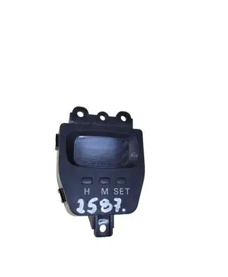 Mitsubishi L400, Space Gear Clock MR117269