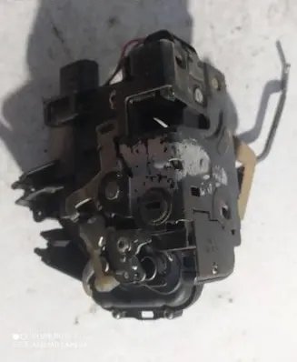 Audi A6 S6 C5 4B Rear door lock 4B0839015G