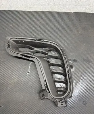 Dodge Durango III Front bumper lower grill