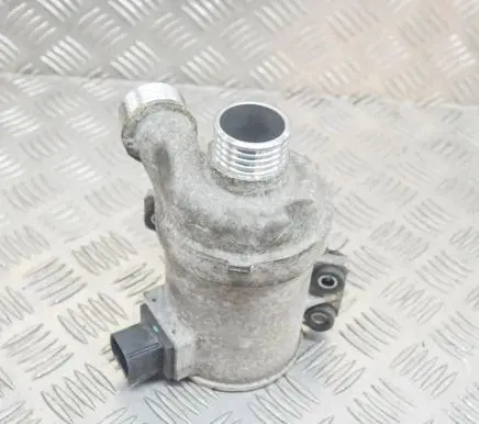 BMW X5 F15 Water pump 703665460 7669711