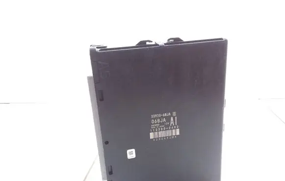Suzuki Liana Engine control unit/module 3392068JA 068JA 1123002492