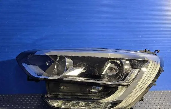 Renault Megane IV Headlight/headlamp 260603157R