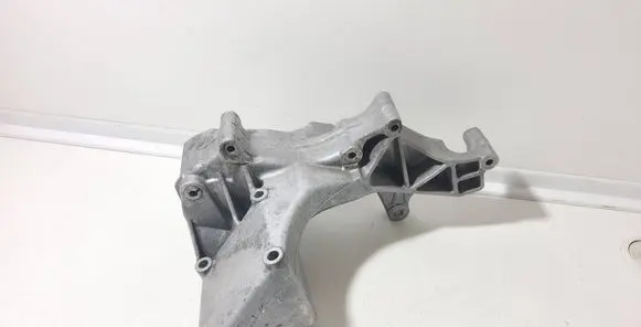 Generator/alternator bracket