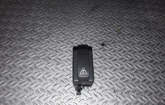 Traction control (ASR) switch