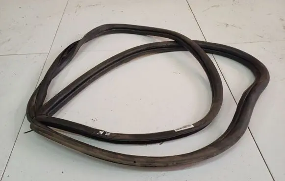 Volvo S70 V70 V70 XC Rubber seal front coupe door 