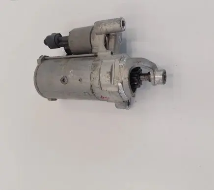 Audi A4 S4 B9 8W Starter motor 057911022