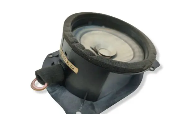 Mercedes-Benz C W202 Rear door speaker 2028202102