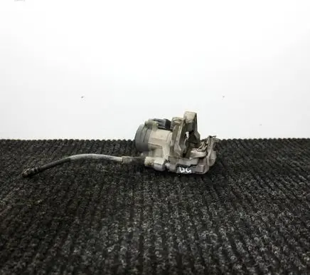 Volkswagen Jetta VII Rear brake caliper 5QM615406