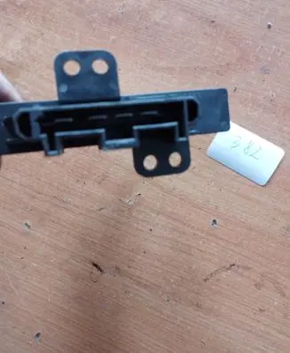 Nissan PickUp Heater blower fan relay 