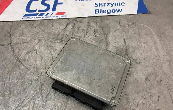 Volkswagen New Beetle Engine control unit/module 0281010448
