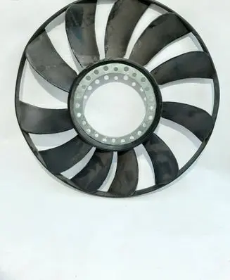 Volkswagen PASSAT B5.5 Fan impeller 058121301D