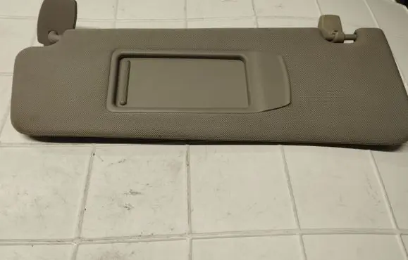 BMW 5 GT F07 Sun visor