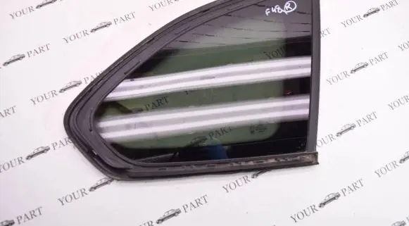 BMW X1 F48 F49 Rear side window 7406874