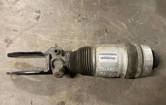 Porsche Cayenne (9PA) Air suspension front shock absorber 7L5412022BG 167ATE04476GDF0U