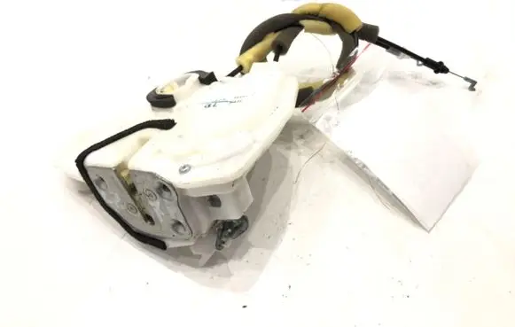 Mazda 2 Front door lock
