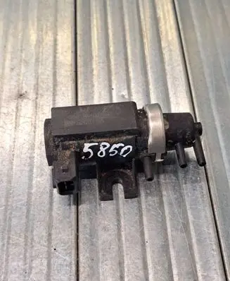 Nissan X-Trail T30 Turbo solenoid valve 14956AW401 70026501