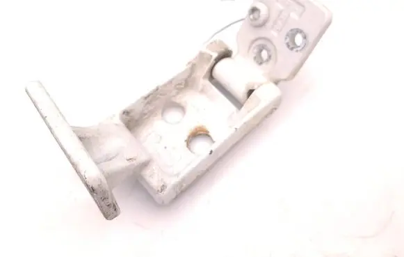 Mercedes-Benz Sprinter W906 Loading door lower hinge A9067400737