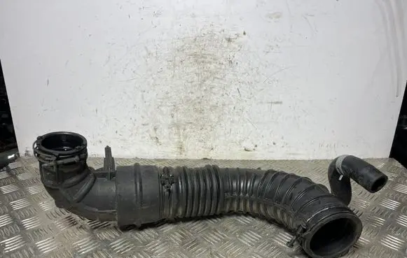 Hyundai Kona I Turbo air intake inlet pipe/hose 28140J9100