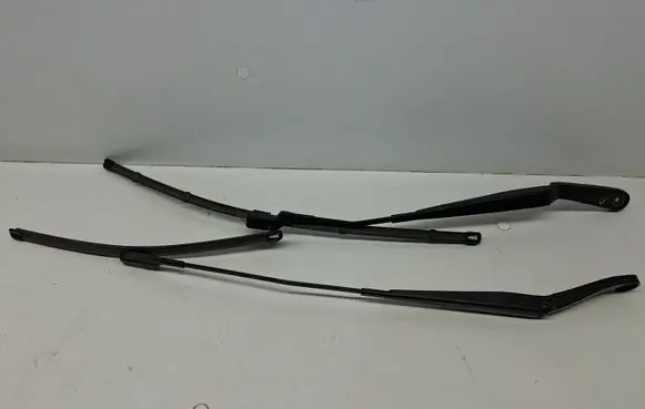 Jaguar XE Front wiper blade arm GX7317526AC