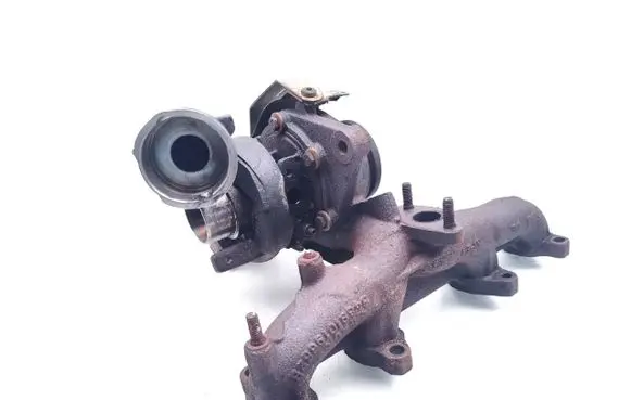 Audi A3 S3 8P Turbo 03G253014