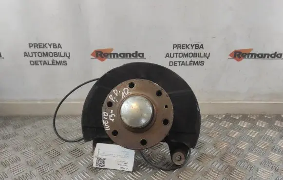 Iveco Daily 5th gen Front wheel hub