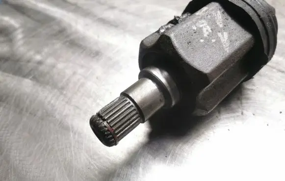 Land Rover Freelander Driveshaft inner CV joint 