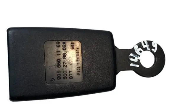 Mercedes-Benz Sprinter W906 Front seatbelt buckle 9018601169