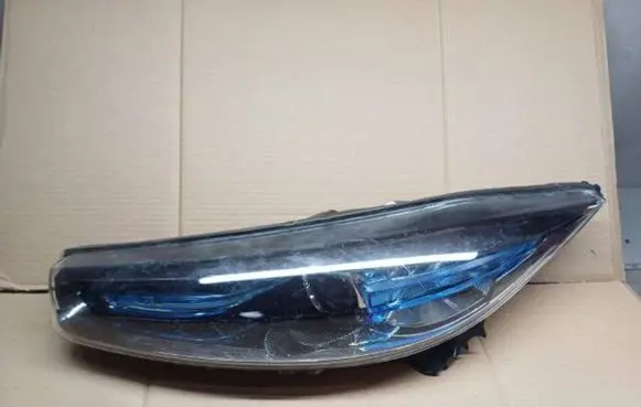 Renault Zoe Headlight/headlamp 260605036R 1EL01091201 01191201017375