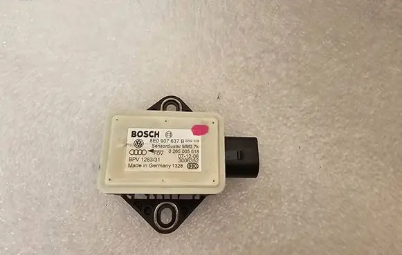 Audi A4 S4 B7 8E 8H ESP acceleration yaw rate sensor 3006352 8E0907637B 0265005618