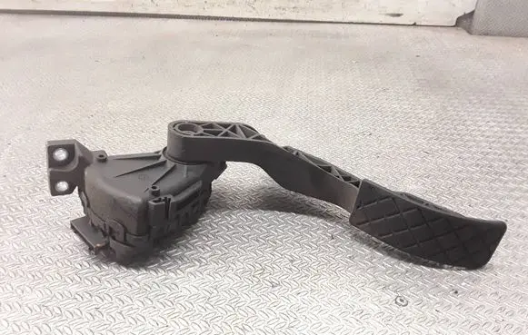 Audi A2 Accelerator throttle pedal 6PV00777015 8Z1721523D