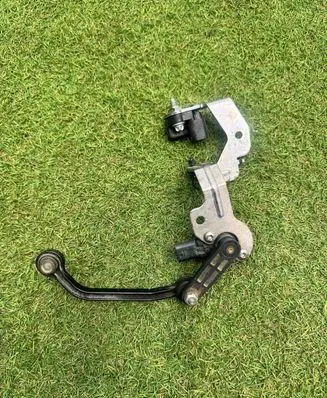 Mercedes-Benz GLA H247 Headlight/headlamp level sensor A0009059413 A0009057802 A2479050906
