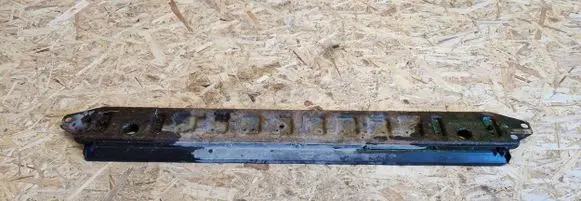 Volvo V70 Bottom radiator support slam panel 30678781 30723358