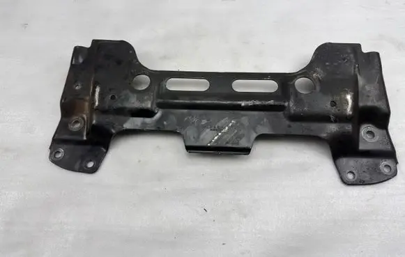 Mercedes-Benz S W222 Other engine bay part A2226280800