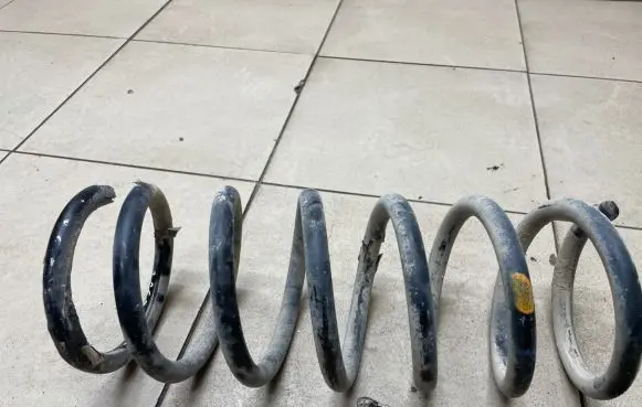 Volvo XC60 Rear coil spring