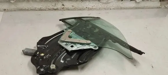 Audi A5 8T 8F Rear side window 8f0839397d 8f0809889b