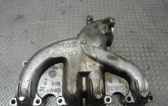 Volkswagen Caddy Throttle valve 03G129713K
