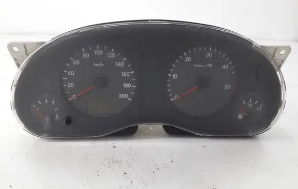 Volkswagen Sharan Speedometer (instrument cluster) 7M0920801J
