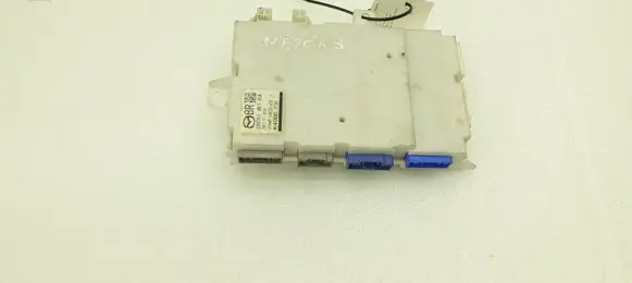 Mazda 3 II BSM Control unit BHF267560A VPAALF14B205AZD
