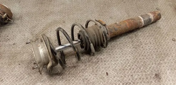 BMW 1 E81 E87 Front shock absorber with coil spring 